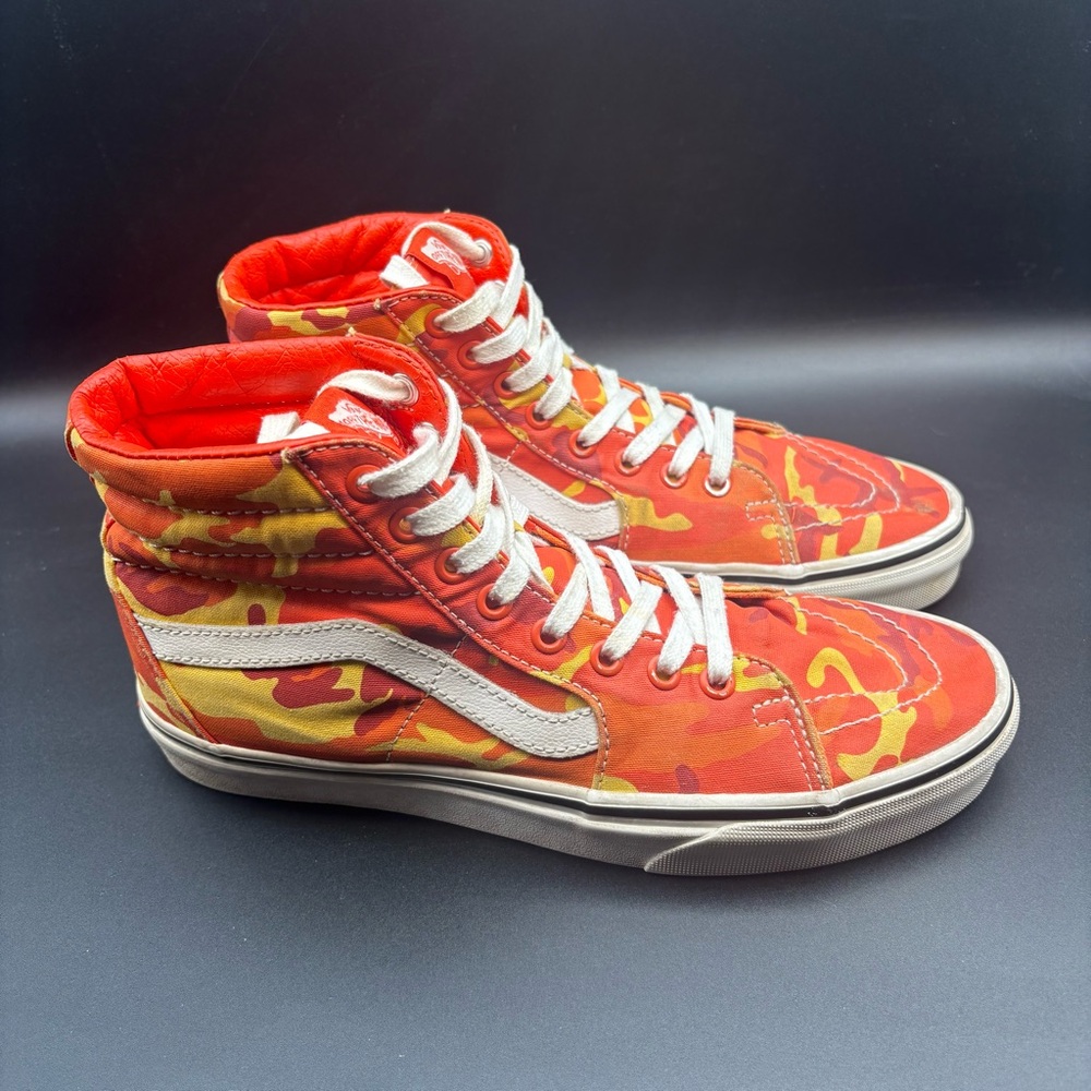 Vans Orange and yellow camouflage high-top sneakers, Men’s Size 7.5, Women’s 9